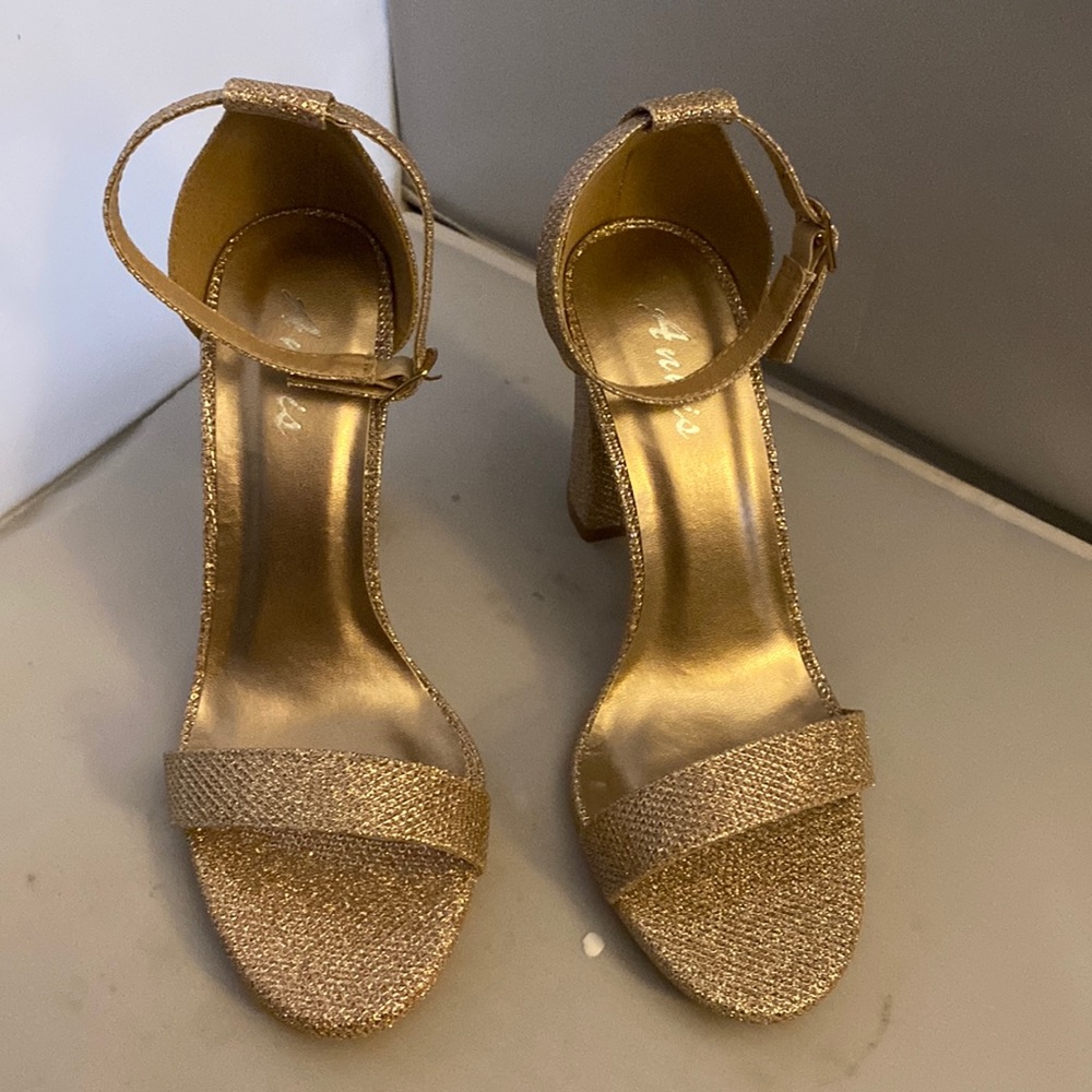 arkis heels shoes Size 6.5 B (M)